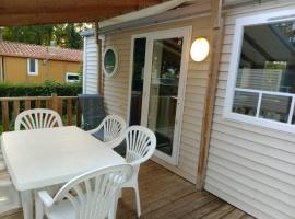 Mobil home proche d'Europa park et Rulantica 6 pers 3 chambres, луксозен къмпинг в Boofzheim