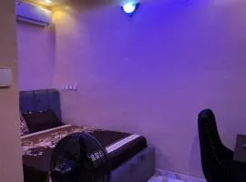 LUXE 90 INTERNATIONAL HOTEL AND Suites