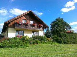 Urlaub am Bauernhof Familie Rößler vlg. Spor, hotel with parking in Pöls