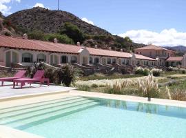 Hotel Huacalera, hotel di Huacalera