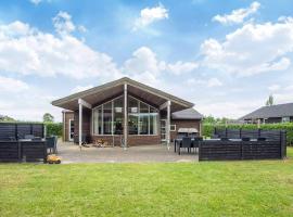 10 person holiday home in Ansager-By Traum, hotel v destinaci Ansager
