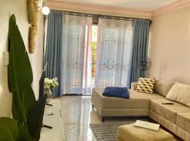 Cosy roadside apartment with fiber internet