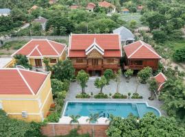 Piseth Private Villa Hotel, h&ocirc;tel avec piscine &agrave; Battambang