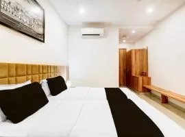 Super Townhouse The Nawab Hotel and Banquet