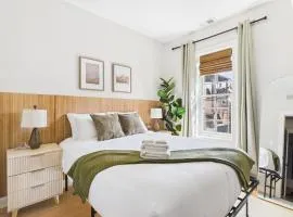 Sol de Lumiere 2BR, Deck, Parking near Wicker