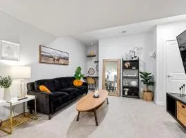 Cozy 2-Bed 1 Bath Entire Place