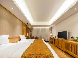 Floral Hotel Shegadan Manor