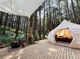 Render Fika Sammu, tented camp en Koike