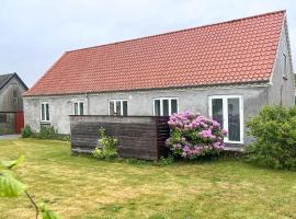 3 Bedroom Awesome Home In Sams&oslash;, hotel de lujo en Nordby
