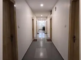 HOTEL O MAJESTIC INN