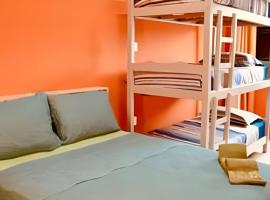 Vila Jaú Coliving Apartamentos e Studios - Djalma Batista、マナウスのキッチン付きホテル