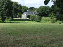 Le Clos du Val, hotel with parking in Quibou