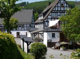 Gasthof zur Post, budjettihotelli kohteessa Schmallenberg