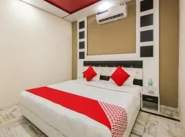 Hotel O Black Grapes