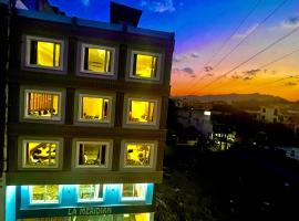 Hotel La Meridian, A Four Star Luxury Hotel & Resort - Haridwar, hotel in Haridwār