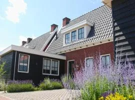 Villa in Colijnsplaat near the Sea