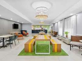 Spark by Hilton Des Plaines Chicago O'Hare