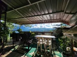 Cozy Home - Mountain view in roof deck