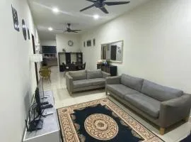 Ed 01 sitiawan homestay