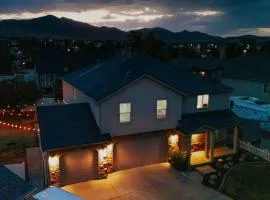 5040 Sqft l Sleeps 25 l Near Ski & Downtown SLC