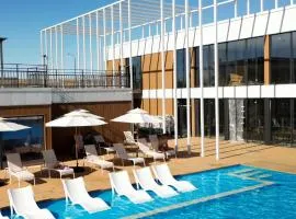 Seven Days Resort