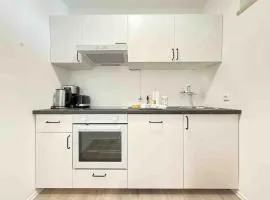 SAD165 Möblierte Monteurwohnung mit Balkon