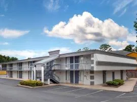 Clarion Pointe Morrow - Atlanta South