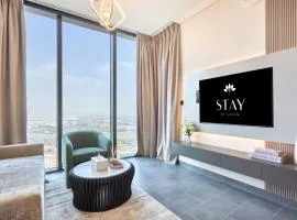 STAY BY LATINEM Luxury 1BR Holiday Home CB1508 Near Burj Khalifa