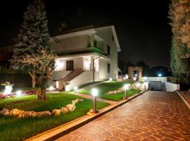 B&B Villa Aurora, hotel cerca de Estación de metro Cologno Nord, Brugherio