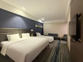 Holiday Inn Express Shenyang North Station by IHG