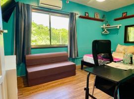 Ngermid Oasis - Charming 1 BD/1.5 BA Duplex, khách sạn ở Koror