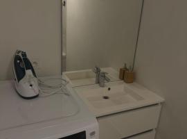 Building carré d eden, huisdiervriendelijk hotel in Clamart