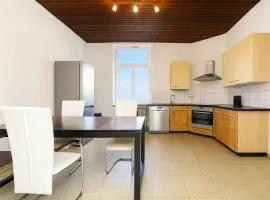 Wohnung in historischer Villa in ruhiger Toplage