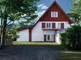 Harmony Homes - Le Chalet Rouge - Indoor Pool Sauna & Spa