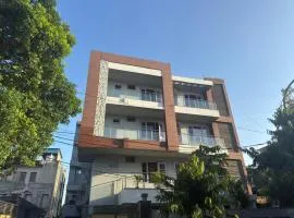 Hotel Fortune Home E-46 Noida Sector 72