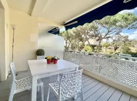 Beautiful T2 large terrace near Center & sea