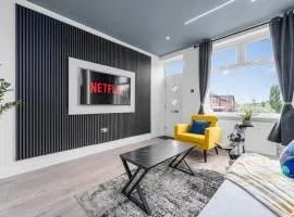 Modern Stay at Union Road Free Parking & Easy Access to Manchester