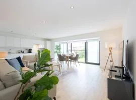 Brooklyn Mews-Free Parking-Village Location
