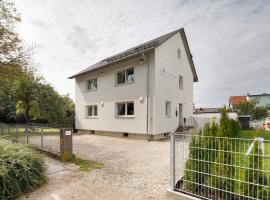 Ferienwohnung Bailey, villa em Laupheim