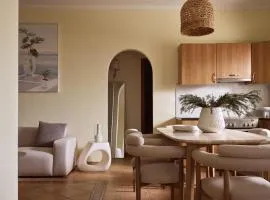 Aristotle Luxury Apartment with Sea View