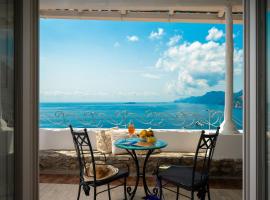 Villa Santa Chiara Positano Suites, hotel em Positano
