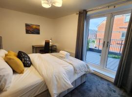 Luxury Deluxe Favoured Home - 4 bedroom - 10 Guests - Contractors Welcome, hotel em Manchester