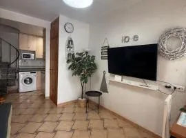 3 minutes from the sea and the beach
