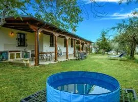 2 Bedroom Nice Home In Morro D'oro Te