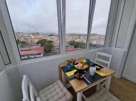 Sunshine Amadora