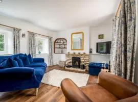 Pass the Keys Cotswold Country Style Living Chipping Norton