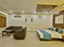 Hotel Kamran Palace