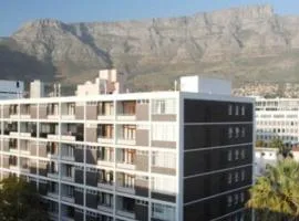 Central Urban Studio with Garden viewSwimming Pool