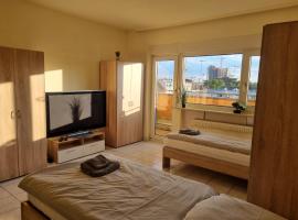 Deluxe 3-Zimmerwohnung mit zwei Balkonen und moderner Küche, hotel a Im Teller