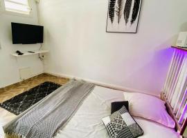 Studio des Lilas, hotel in Saint-Claude